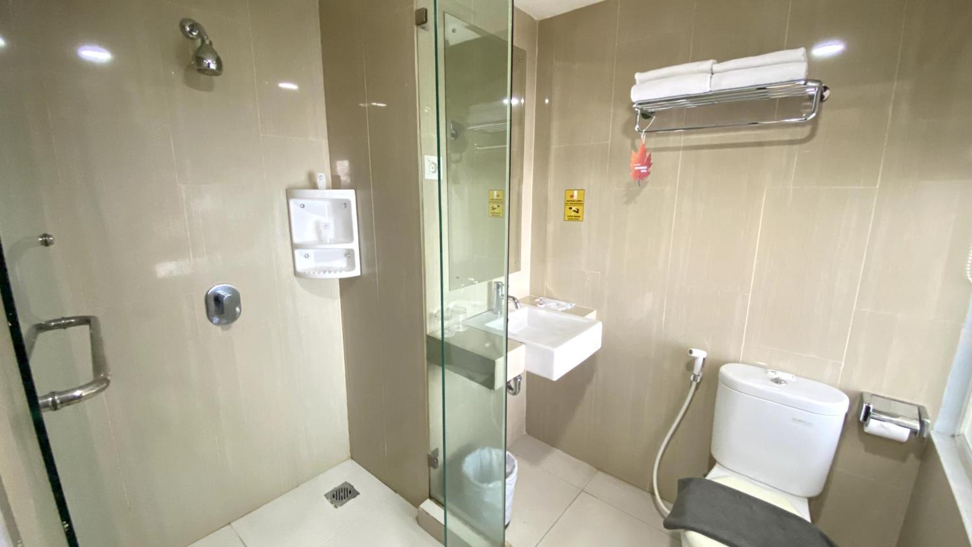 Merapi Merbabu Hotels Bekasi Ngoại thất bức ảnh